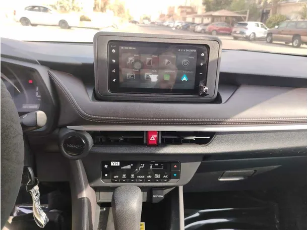 Car image 25