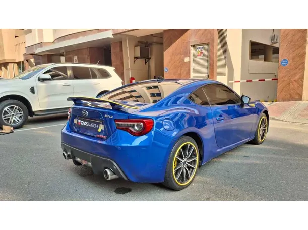 Car image 7
