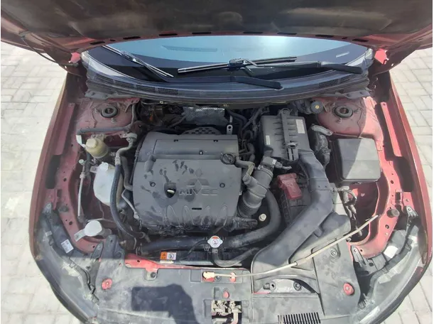 Car image 19