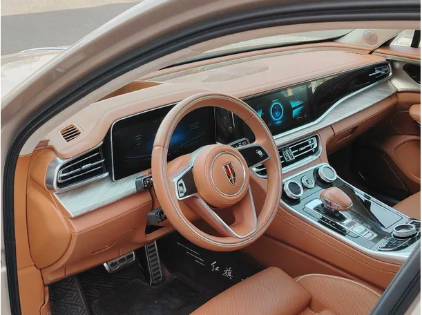 Car image 13