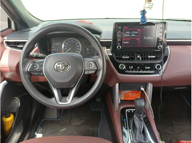 Car image 17