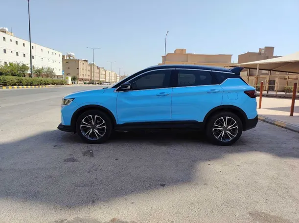 Car image 7