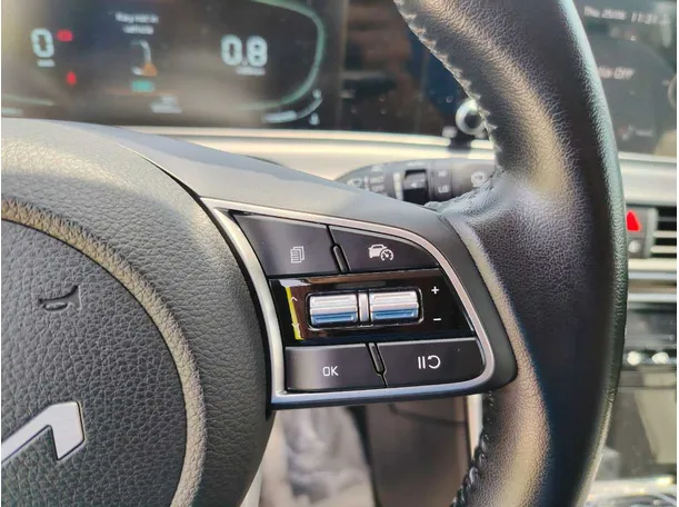 Car image 43