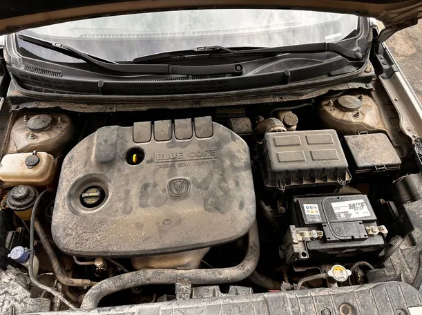 Car image 23