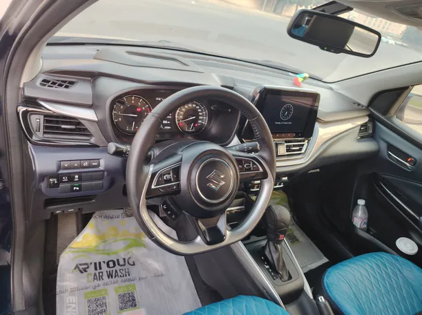 Car image 11