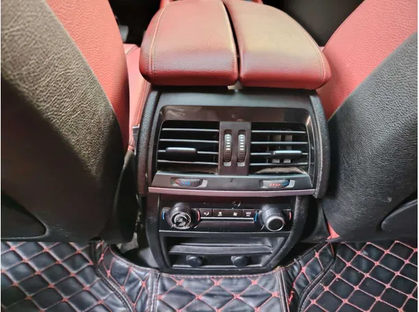 Car image 41