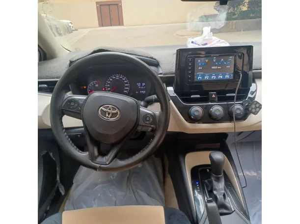 Car image 15