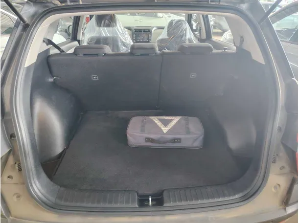 Car image 31