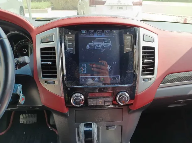 Car image 18