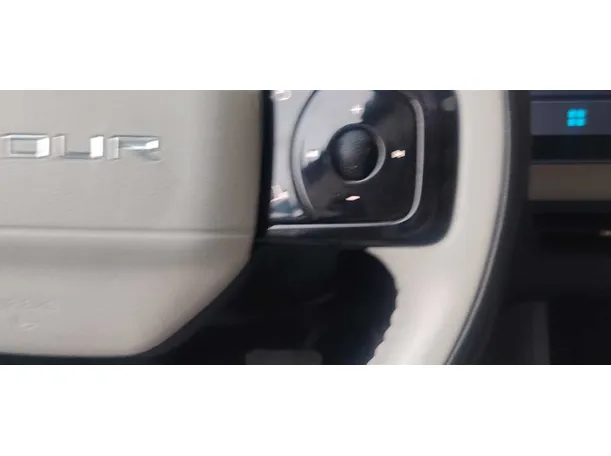 Car image 31