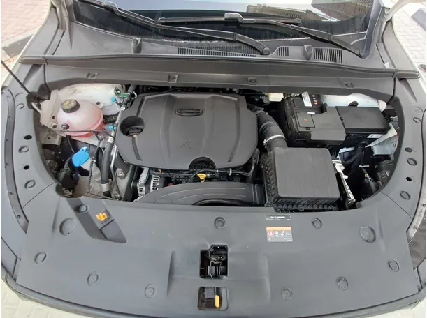 Car image 21