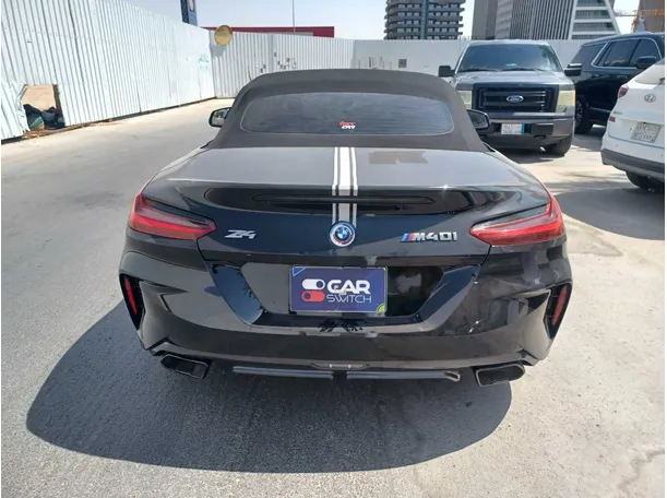 Car image 7
