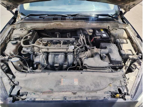 Car image 30