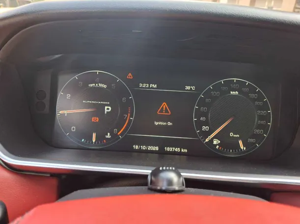 Car image 18