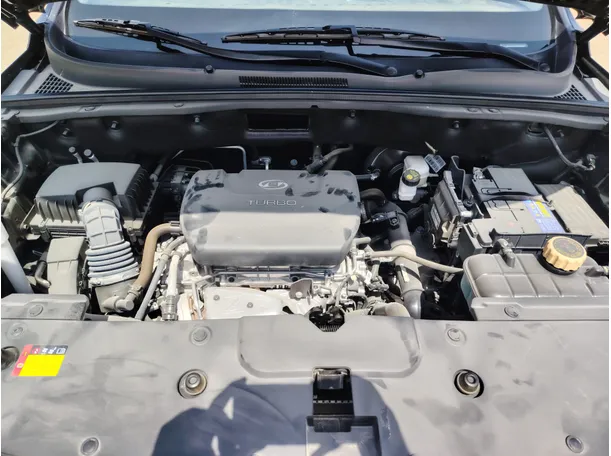 Car image 30