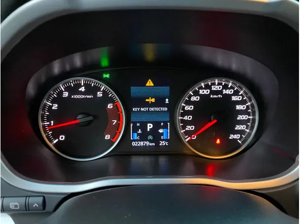 Car image 18