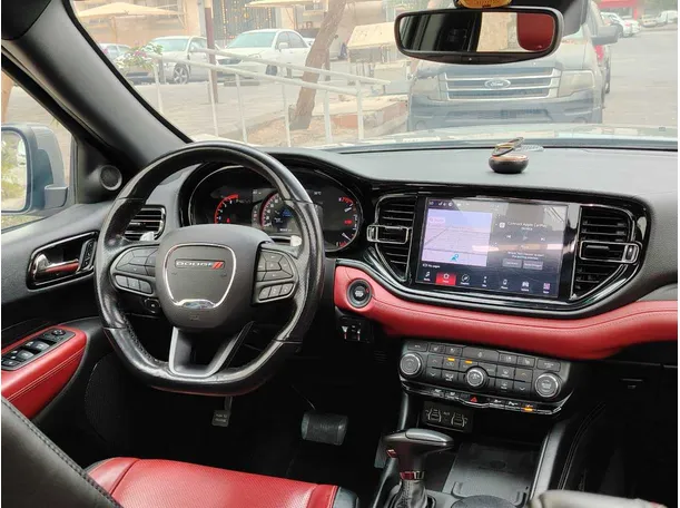 Car image 25