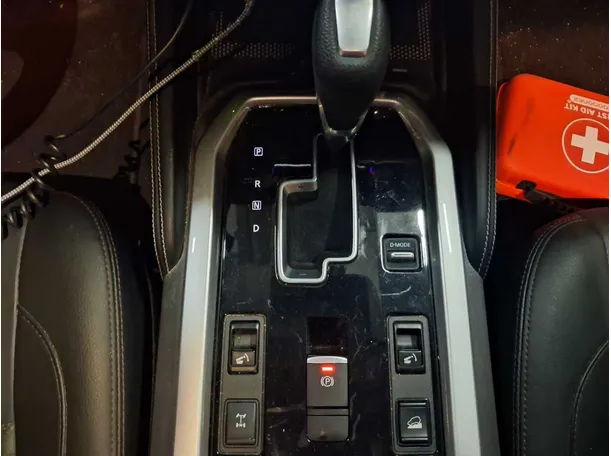 Car image 18
