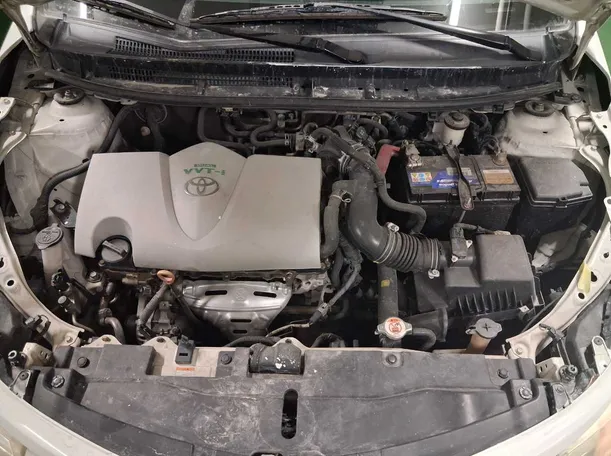 Car image 20