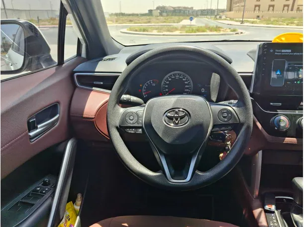 Car image 17