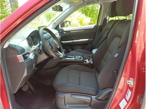 Car image 12