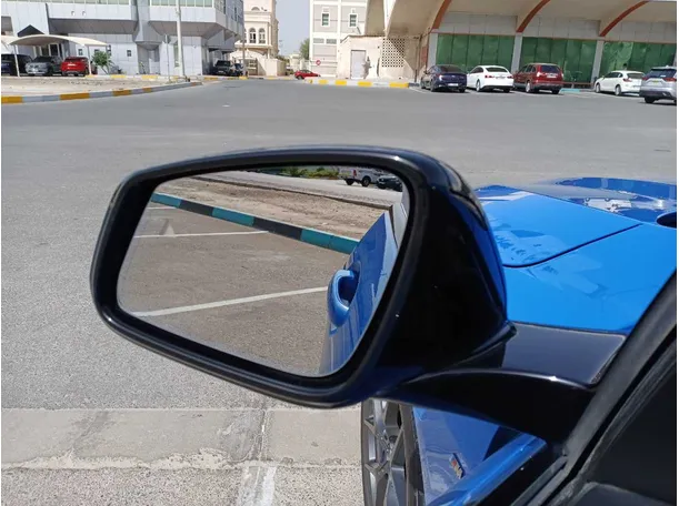 Car image 22