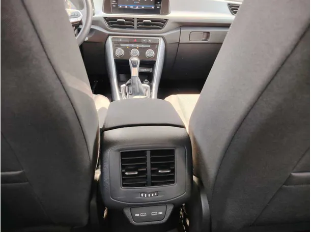 Car image 27