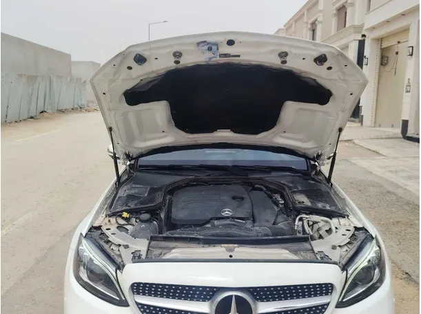 Car image 37