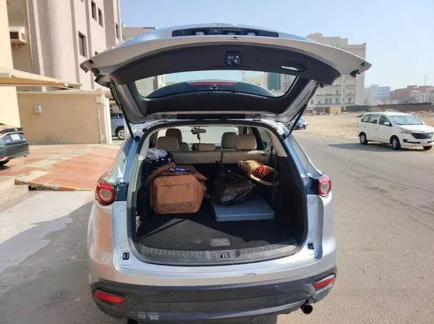 Car image 27
