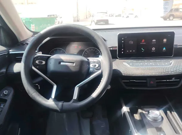 Car image 18