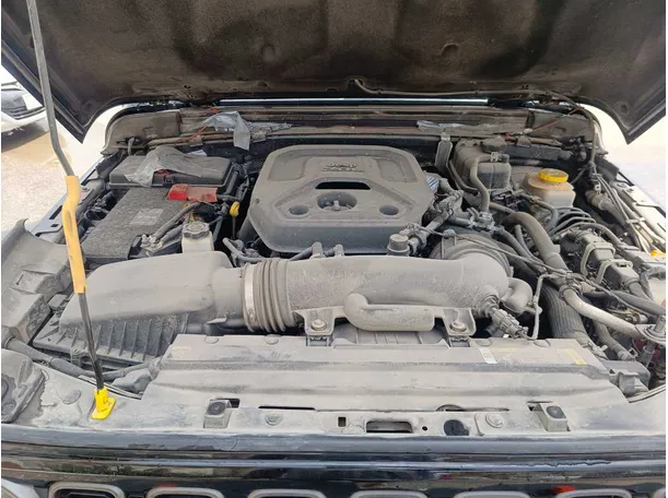 Car image 30