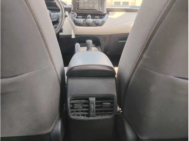 Car image 23