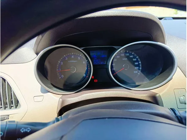 Car image 22