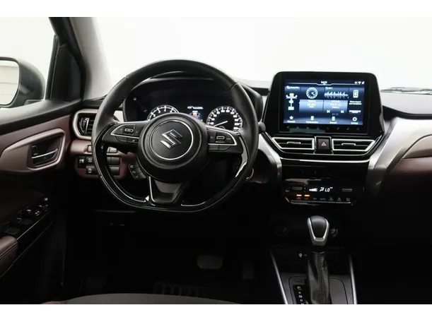 Car image 15
