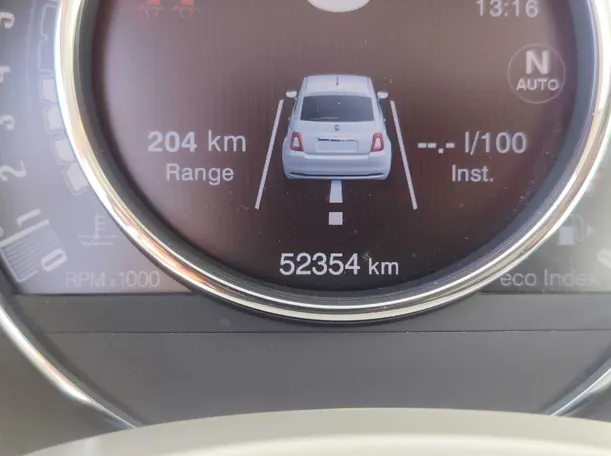 Car image 19