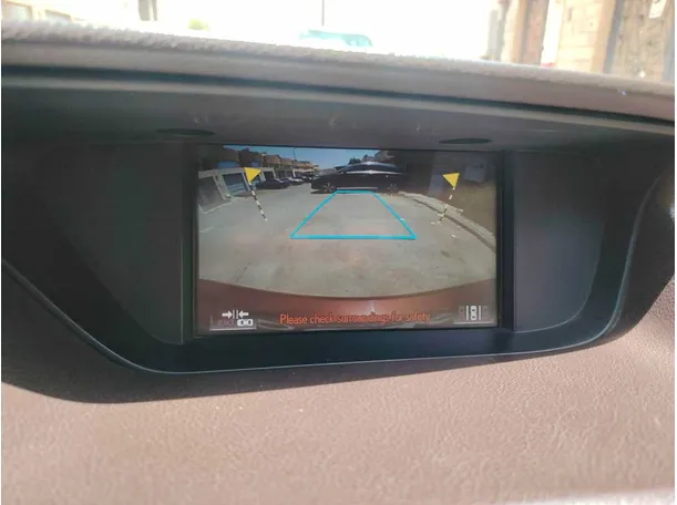 Car image 33