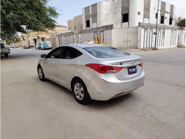 Car image 6