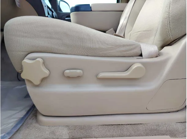 Car image 33
