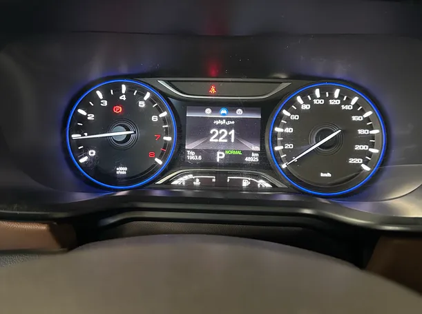 Car image 6