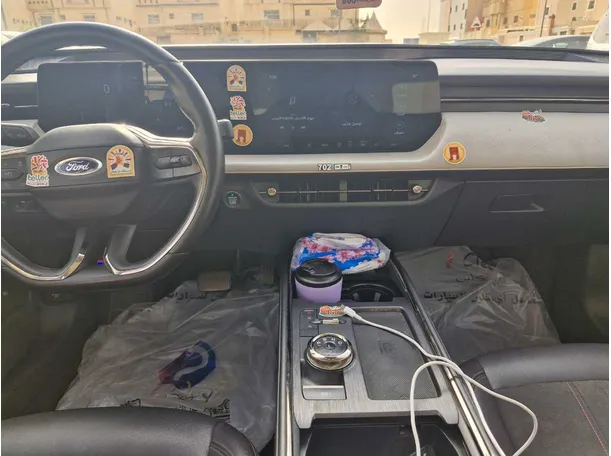 Car image 17