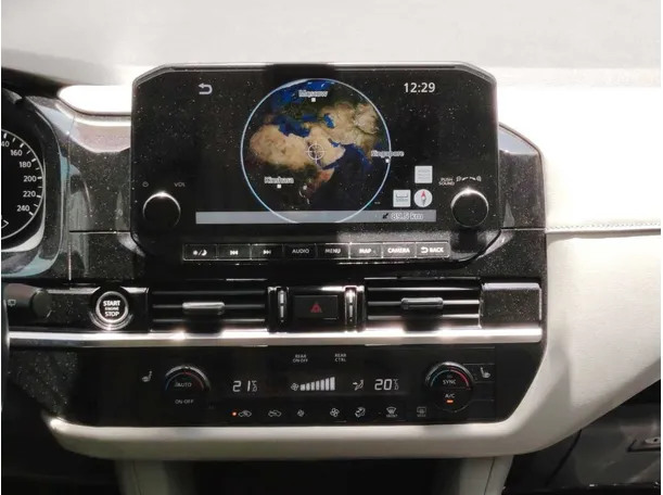 Car image 22