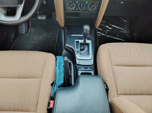 Car image 23