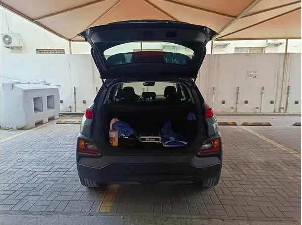 Car image 26