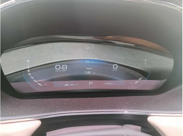 Car image 18