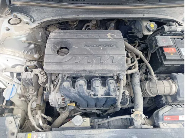 Car image 28