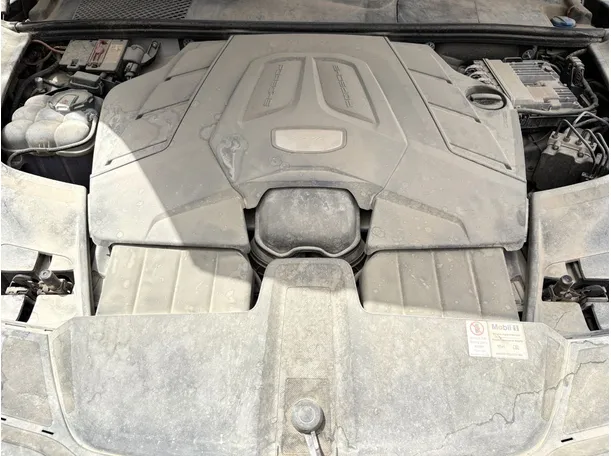 Car image 35