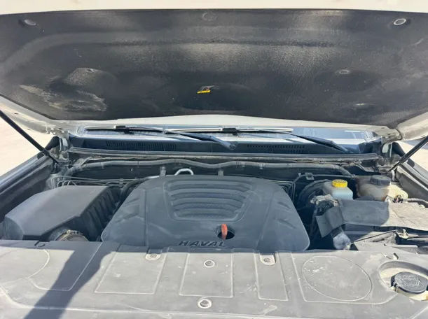 Car image 23