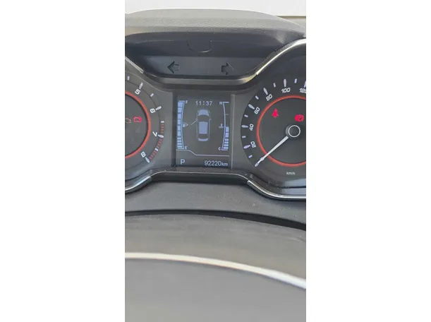 Car image 23