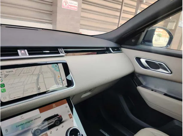 Car image 22