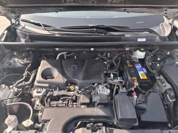 Car image 20